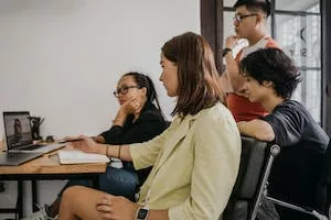 ความสำคัญของการสังเคราะห์และประเมินผลงานวิจัยในทบทวนวรรณกรรม